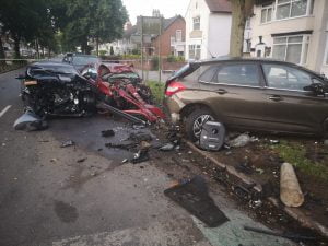 Horror three-car crash in west Hull