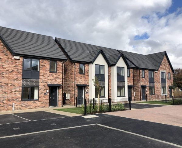 Ongo hands over more homes in Scunthorpe