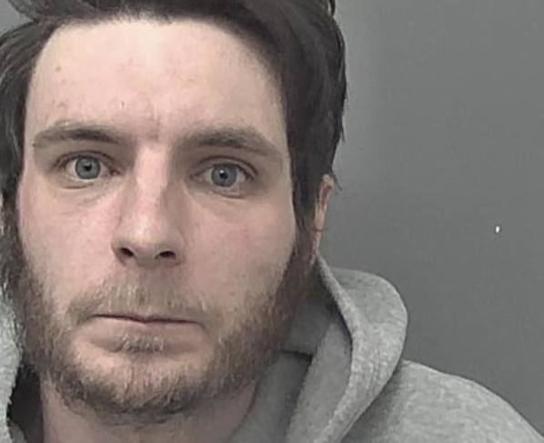 Man sentenced following rape in Hull pub