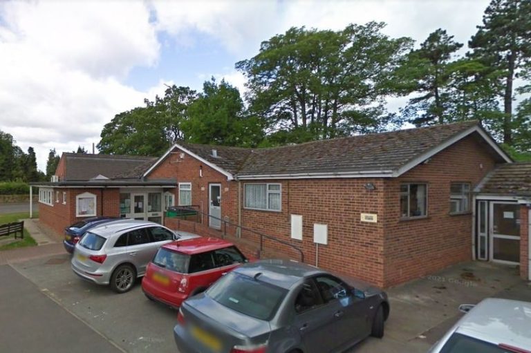 North Lincolnshire doctor struck off for 'improper' relationships with